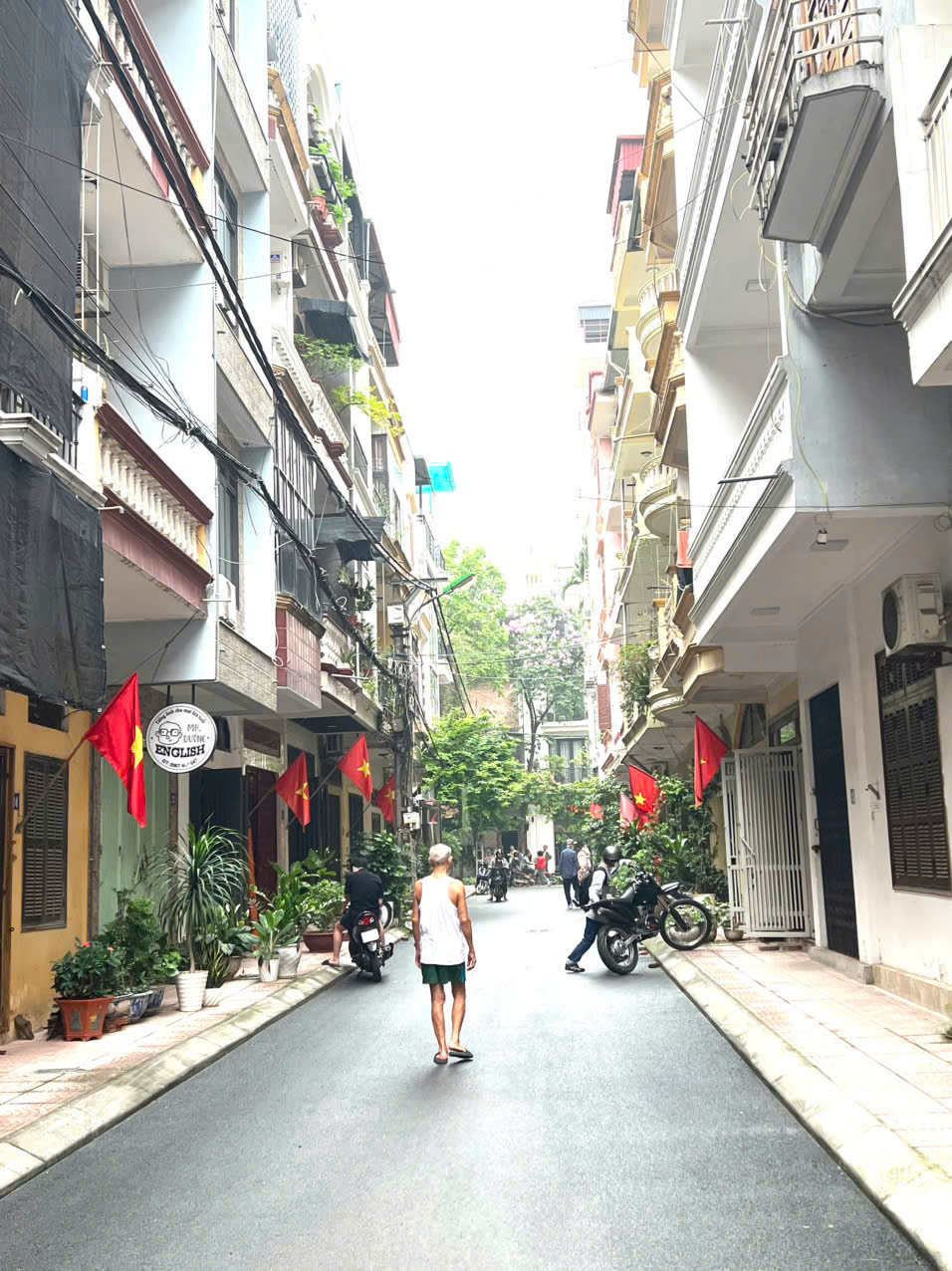 PHÚ DIỄN – BẮC TỪ LIÊM – KHU PHÂN LÔ, Ô TÔ ĐỖ CỬA, VÀO NHÀ- KHU VỰC HIẾM NHÀ BÁN.